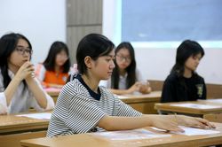 Giáo viên dự đoán đỉnh phổ điểm Toán dao động trong khoảng 6 điểm