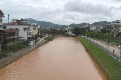 Chủ động theo dõi, triển khai các biện pháp phòng ngừa, ứng phó với mưa lũ