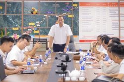 Phó Chủ tịch UBND tỉnh Hoàng Văn Thạch kiểm tra tiến độ thi công dự án cao tốc Đồng Đăng - Trà Lĩnh