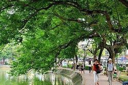 Hà Nội hiếm hoi mát mẻ giữa tháng 6, nhưng nắng nóng sắp quay lại