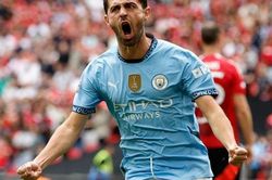 Bernardo Silva tiến gần Real Madrid, Mourinho trực tiếp thuyết phục