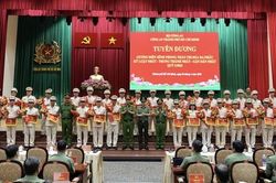 Đẩy mạnh Phong tr&agrave;o thi đua 'Ba nhất' trong to&agrave;n lực lượng C&ocirc;ng an TPHCM: B&agrave;i cuối: H&agrave;nh tr&igrave;nh d&agrave;i, nền tảng vững