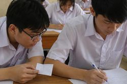Môn thi Ngữ văn: Toàn quốc có 12 thí sinh bị đình chỉ thi