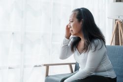 Tôi U70 phải trông 4 đứa cháu cả mùa hè, thèm thuồng nhìn bạn bè đi du lịch