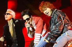 BIGBANG xác nhận diễn 2 đêm concert ở Hà Nội, fan Việt đứng ngồi không yên