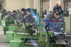 Thu hẹp khoảng cách cung - cầu nhân lực chất lượng cao