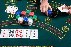 Poker và những vấn đề còn 'bỏ ngỏ' Bài 1: Poker phát triển nóng, những vấn đề không thể xem nhẹ