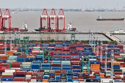 Ngân hàng Thế giới hạ dự báo tăng trưởng toàn cầu năm 2026 xuống còn 2,5%