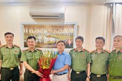 Công an Hà Nội tri ân các đồng chí nguyên lãnh đạo nhân kỷ niệm 80 năm Ngày truyền thống lực lượng An ninh nhân dân