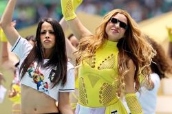 Tình huống bất ngờ với Shakira