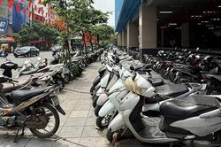 Hà Nội: Bãi xe không áp dụng công nghệ sẽ không được gia hạn