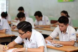 Số bài thi Lịch sử vượt Vật lý, Hóa học: Điều gì đang xảy ra với lựa chọn của học sinh?