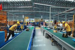 Tiêu chuẩn người lao động tham gia quá trình cung cấp dịch vụ bưu chính phục vụ cơ quan Đảng, Nhà nước