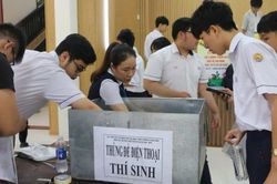 Huế: Kỳ thi tốt nghiệp THPT diễn ra an toàn, không có thí sinh vi phạm quy chế