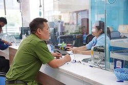 Cán bộ công an xã Mường Chà trả lại gần 500 triệu đồng chuyển nhầm