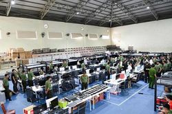 Cận cảnh bên trong 'căn cứ bí mật' của ổ nhóm lừa đảo xuyên quốc gia quy mô lớn
