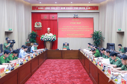 Hoàn thiện mô hình bảo đảm an ninh, trật tự trong quản lý đô thị