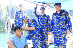 Lữ đoàn 169 đẩy mạnh công tác dân vận, xây dựng 'thế trận lòng dân' vững chắc trên biển