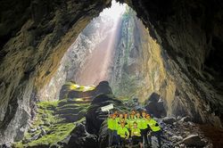 Phong Nha được vinh danh là điểm đến nghỉ dưỡng kết nối thiên nhiên