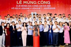 CLB Công an Hà Nội nhận Bằng khen của Bộ trưởng Bộ Công an và UBND TP Hà Nội