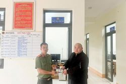 Công dân không ham của rơi