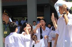 Những cung bậc cảm xúc của sĩ tử Hà Tĩnh trong Kỳ thi tốt nghiệp THPT 2026