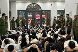 Phát hiện nhiều người nước ngoài nhập cảnh trái phép, nghi vấn hoạt động lừa đảo qua mạng tại TP HCM