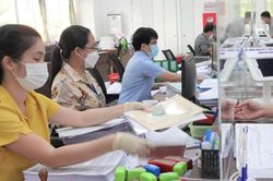 Bộ Nội vụ: Cấp xã được ký hợp đồng lao động hỗ trợ công chức làm chuyên môn