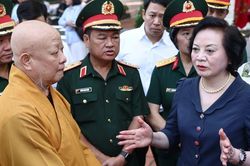 Phật giáo TPHCM tổ chức lễ kỳ siêu liệt sĩ tại Công viên Lê Thị Riêng