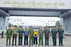 Trốn truy nã bằng chiêu trò liên tiếp sinh con