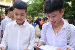 Bộ GD-ĐT nói gì về tranh cãi sử dụng ngữ liệu trong đề thi môn Ngữ văn?