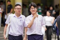Đề thi Sinh học tốt nghiệp THPT 2026: Đồ thị 'gây choáng' nhưng giảm tối đa tính toán