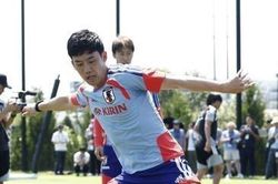 World Cup 2026: Đội trưởng đội Nhật Bản chia tay giải đấu ngay trước trận mở màn