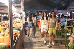 Khai mạc Hội chợ Thương mại Festival Huế 2026 với 240 gian hàng