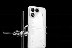 Smartphone RAM 8GB, pin 8.000mAh, chống nước, giá hơn 8 triệu đồng