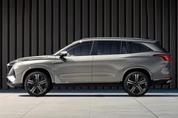 MG giới thiệu xe SUV 7 chỗ thiết kế đẹp, trang bị tiên tiến, so kè với Ford Everest