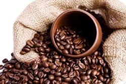 Giá nông sản ngày 12/6: Cà phê tăng mạnh trở lại, hồ tiêu giữ ổn định