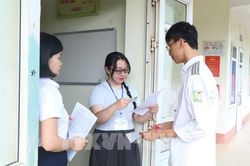 Hôm nay 12/6 thí sinh bước vào buổi thi cuối, làm bài thi 2 môn tự chọn