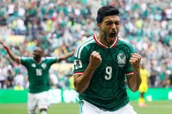 Mexico thắng trận khai mạc, hàng nghìn CĐV ăn mừng như vô địch World Cup