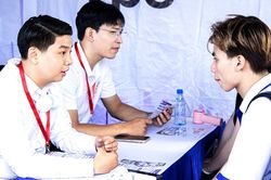 Vì sao sinh viên khó tìm việc sau khi tốt nghiệp?