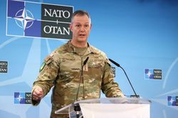 Tư lệnh NATO: Nga không tìm kiếm xung đột với liên minh