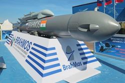 Ấn Độ sẵn sàng cung cấp tên lửa BrahMos cho Nga