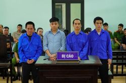 Xét xử nhóm côn đồ 'bắt cóc', đánh đập người dân ép ký giấy nợ