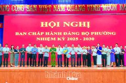 Ban Chấp hành Đảng bộ phường Nha Trang thống nhất bầu ông Trần Xuân Tây giữ chức vụ Bí thư Đảng ủy phường