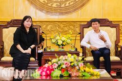 Đồng chí Bí thư Tỉnh ủy Trần Huy Tuấn tiếp và làm việc với Đoàn công tác của Tập đoàn TKG Taekwang