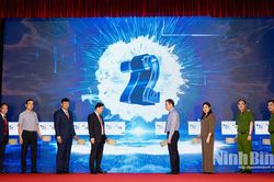 Lễ ra mắt triển khai thí điểm mô hình Kiosk Hành chính công thông minh và hệ thống xác thực, cấp bản sao số tài liệu điện tử