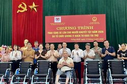 Trăn trở công tác chăm sóc người khuyết tật