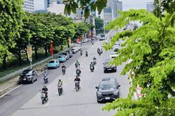 Chủ tịch Hà Nội lý giải việc thu hẹp đối tượng được hỗ trợ chuyển đổi sang xe điện