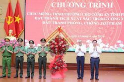 Phú Thọ khen thưởng lực lượng Công an phá thành công 3 chuyên án đặc biệt lớn