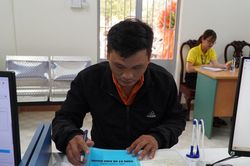 Sơ kết một năm vận hành mô hình chính quyền địa phương 2 cấp tại Quảng Ngãi Bài 2: Gỡ 'điểm nghẽn' về biên chế, thể chế và hạ tầng công nghệ